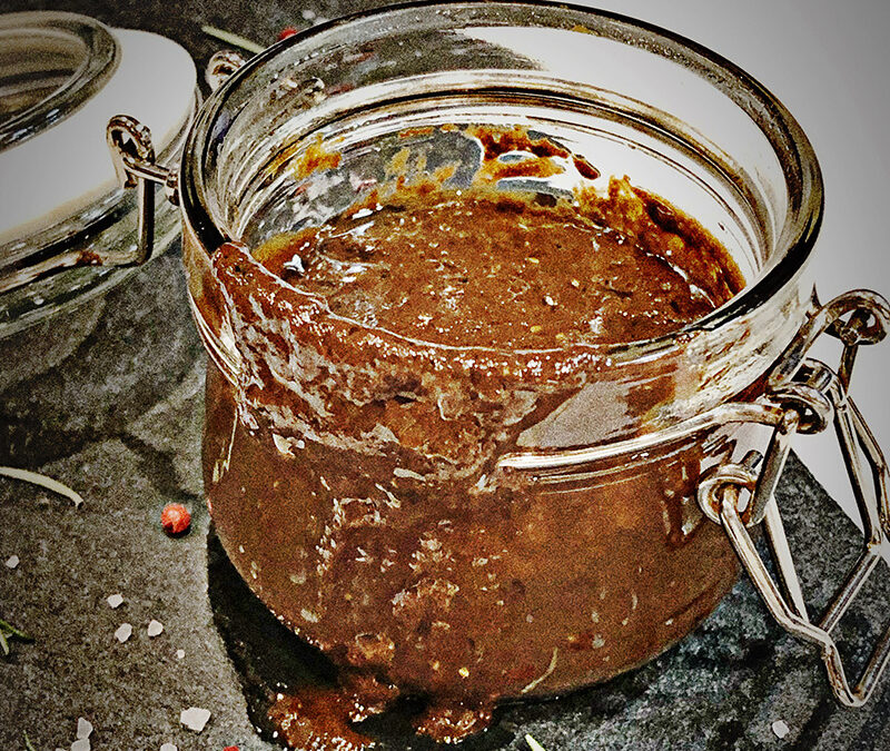 Vinaigrette s črnim česnom